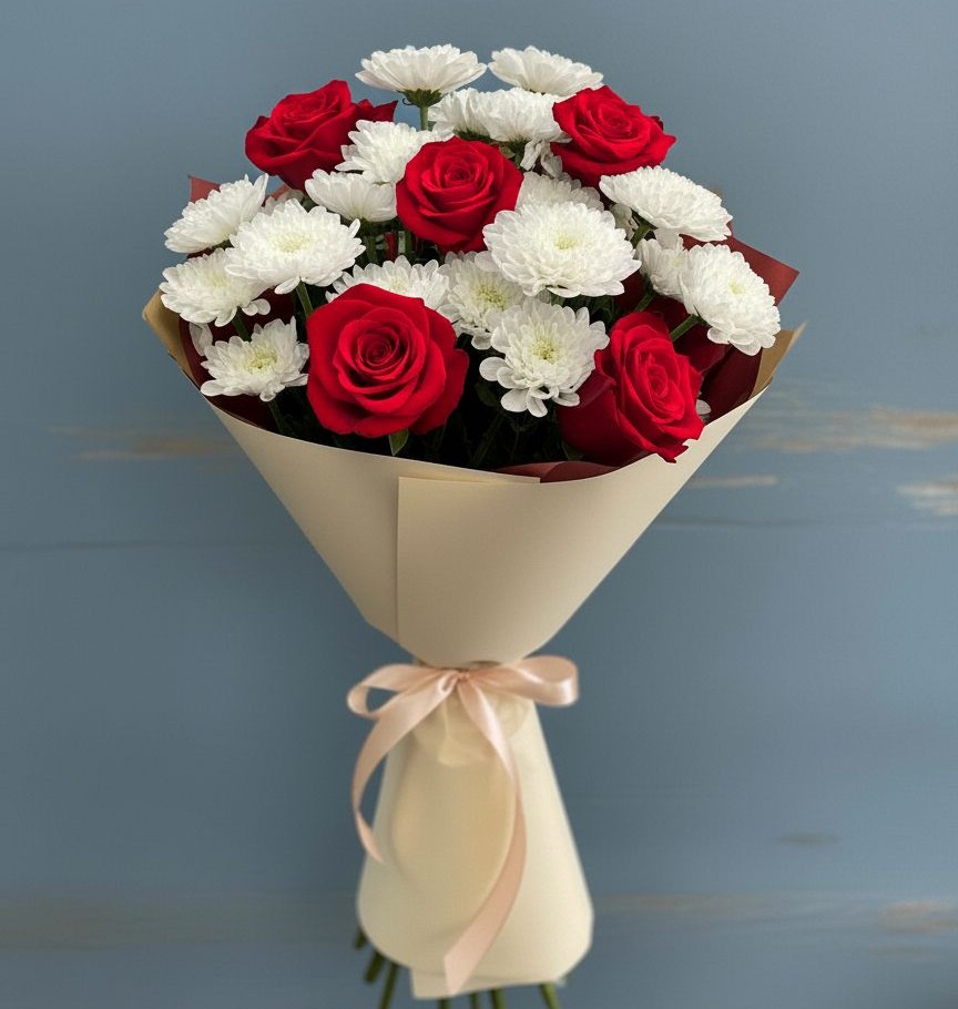 Букет цветов из: Розы и Хризантемы в Краснокаменске Забайкальского края