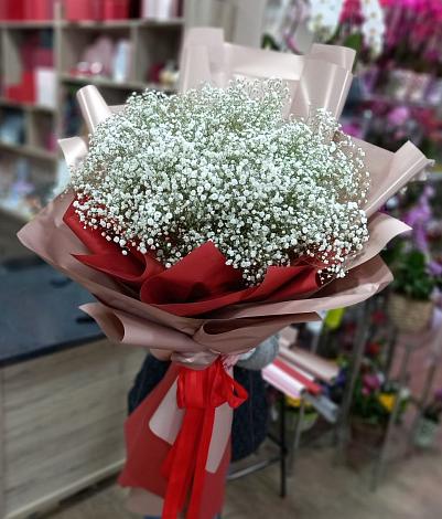Букет цветов из: Гипсофила в Краснокаменске Забайкальского края
