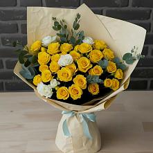 Букет цветов из:  Розы в Краснокаменске Забайкальского края