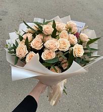 Букет Кремовые розы Латте в Краснокаменске Забайкальского края