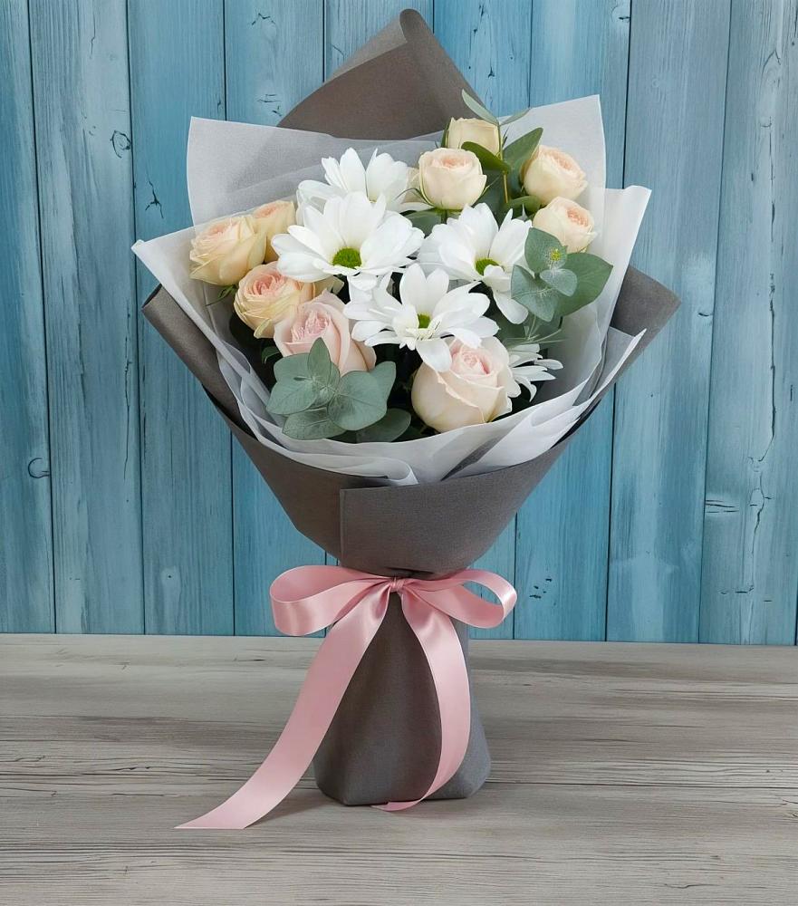 Букет цветов из: Хризантемы и Розы в Краснокаменске Забайкальского края