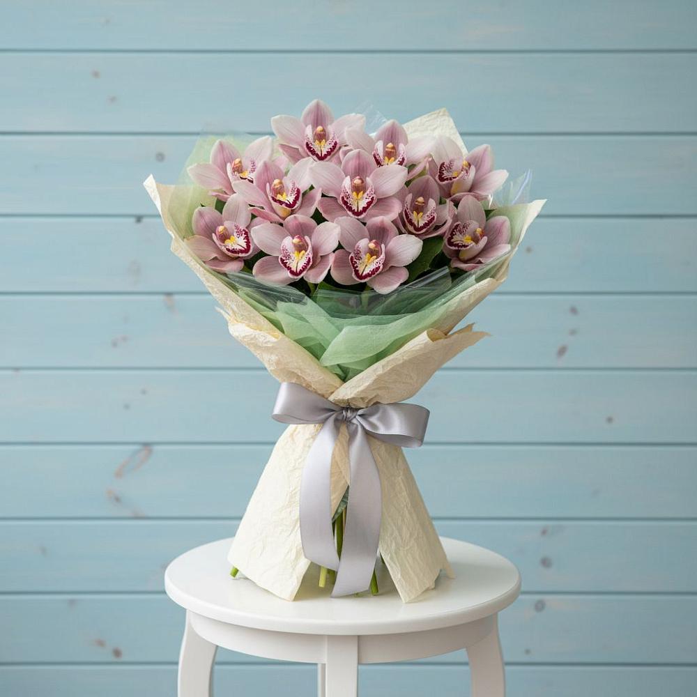 Букет цветов из: Орхидеи и Розы в Краснокаменске Забайкальского края