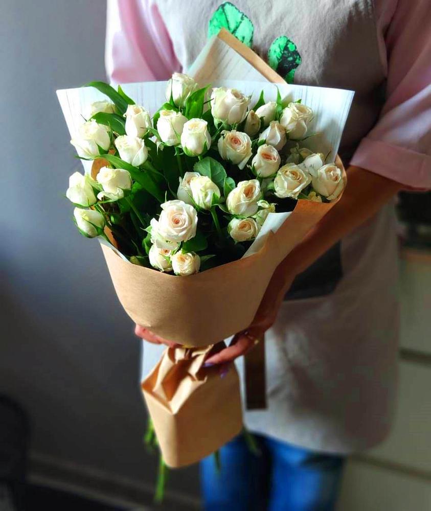 Букет цветов из: Розы в Краснокаменске Забайкальского края