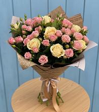 Букет цветов из:  Розы в Краснокаменске Забайкальского края