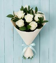 Букет цветов из:  Розы в Краснокаменске Забайкальского края