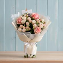 Букет цветов из:  Розы в Краснокаменске Забайкальского края